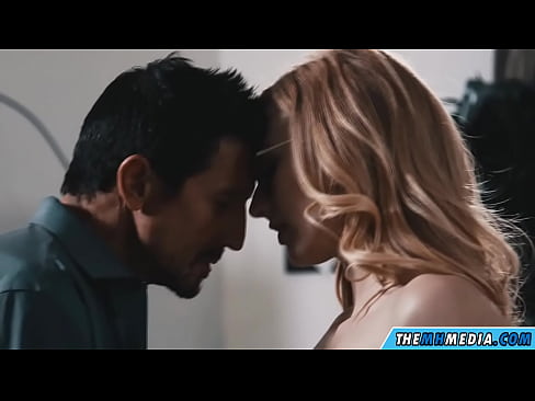 ❤️ Sexo romántico cunha rubia cachonda ❌ Porno duro en nós ☑