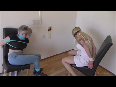 ❤️ Adicta / amarrada e amordazada / damisela en apuros ❌ Porno duro en nós ☑