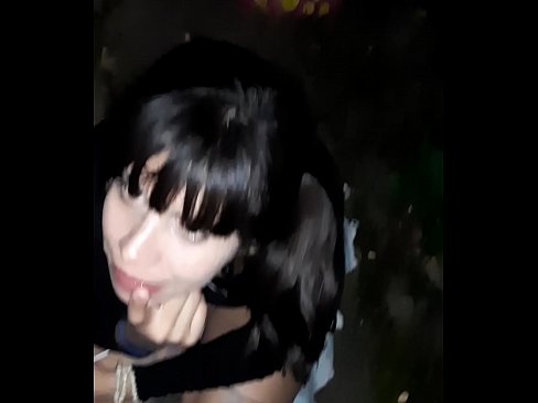❤️ Na rúa pene inchado a cambio de doces ❌ Porno duro en nós ☑