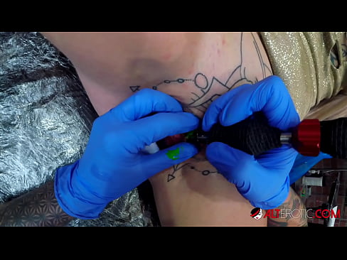 ❤️ Sully Savage, moi tatuada, tatuouse no clítoris ❌ Porno duro en nós ☑